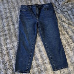 Talbots 🖤 Skinny Jegging Crop Jean (660)